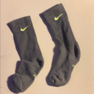 Nike socks that look small but they can stretch